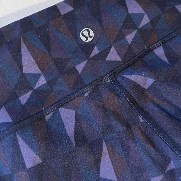 Lululemon Wunder Under Leggings 2 Purple Blue Geometric Activewear Workout - Picture 4 of 7